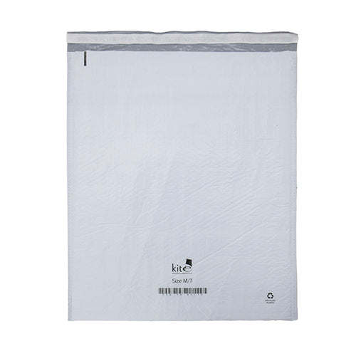 Bubble lined mailing bags size 4 measuring 450 × 550mm for bulky parcels